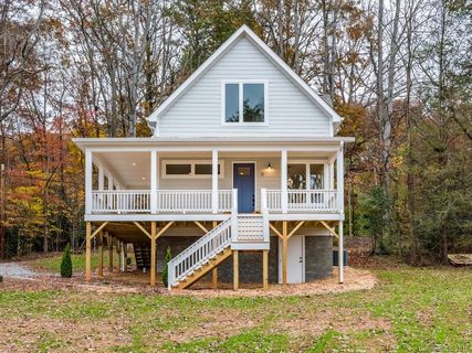 11 West Haven Drive sold home in West Haven Woods, Arden, NC