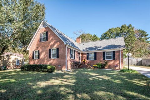 8313 Nathanael Greene Lane