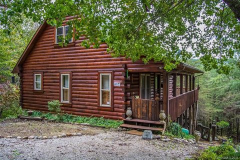 181 Laurel Valley Drive 16 sold home in The Crossings at Sugar Hill, Marion, NC