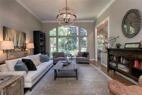 Previously sold for $432,500
