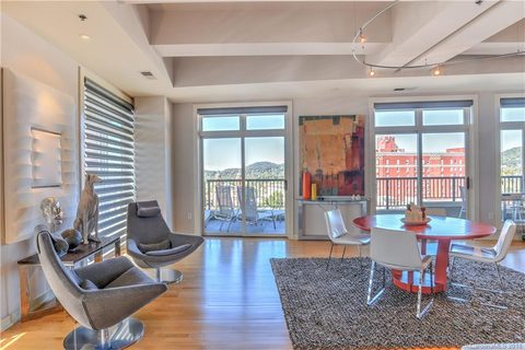 21 Battery Park Avenue 705