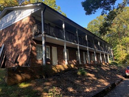1075 7th Avenue GRANVILLE sold multi-family property in Oakland Heights, Hickory, NC