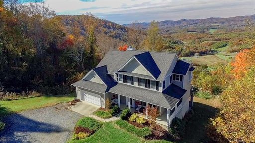 Previously sold for $448,572