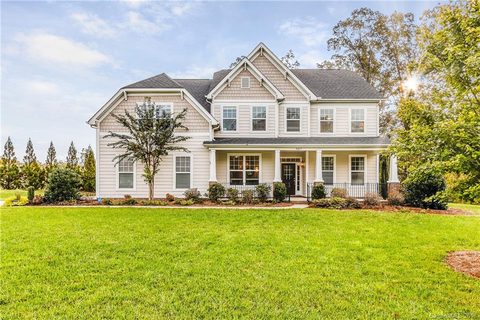 5037 Dockside Court sold home in Lake Forest Preserve, Weddington, NC