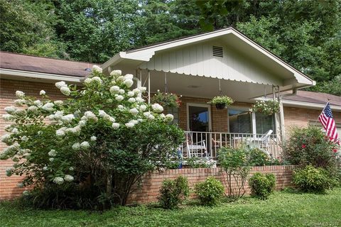 226 Lyndale Road sold home in Claude Kilpatrick, Hendersonville, NC