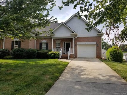 5605 Glen Cove Drive B sold home in Village Glen, Charlotte, NC