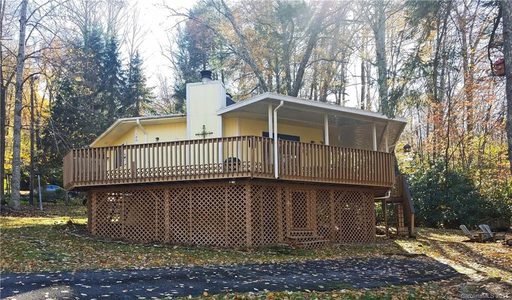 180 Hemlock Loop sold home in Heritage Investments, Maggie Valley, NC
