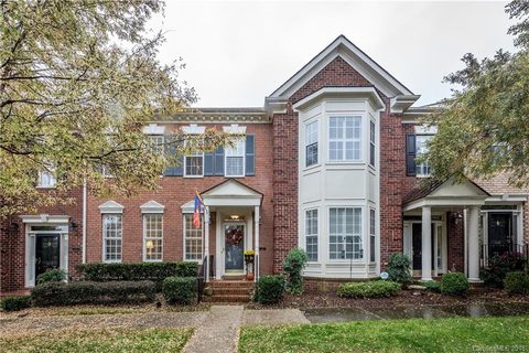 230 S Faulkner Way