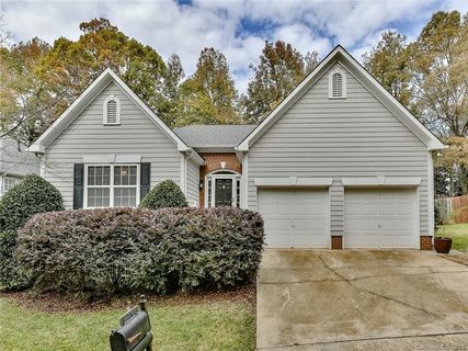 13710 Glenford Place