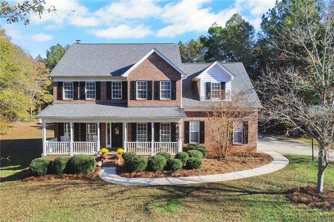 457 Farm Branch Drive sold home in Huntington Farms, Fort Mill, SC