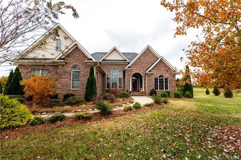 106 Armour Court sold home in Crescent Links, Salisbury, NC