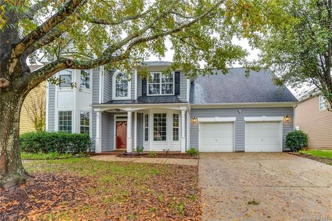 11527 Laurel View Drive sold home in Laurel Ridge, Charlotte, NC