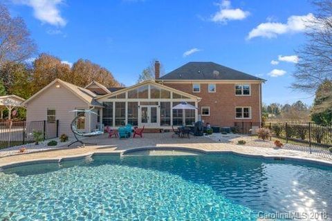 309 Red Barn Trail sold home in Red Barn Trail, Matthews, NC