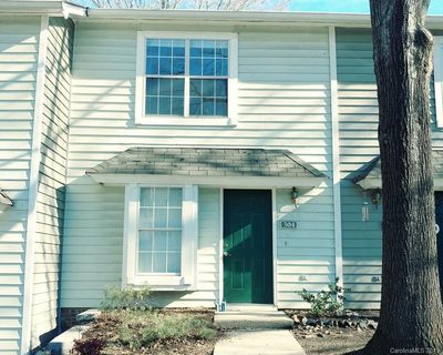 Previously sold for $128,000