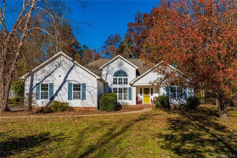 2033 Olde Towne Drive sold home in Olde Towne Estates, Monroe, NC