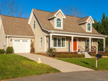 19 Farthings Drive sold home in South Farthings, Arden, NC