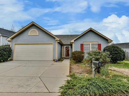 12111 Dolomite Drive sold home in Woodside Village, Pineville, NC