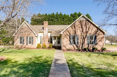 Previously sold for $270,000