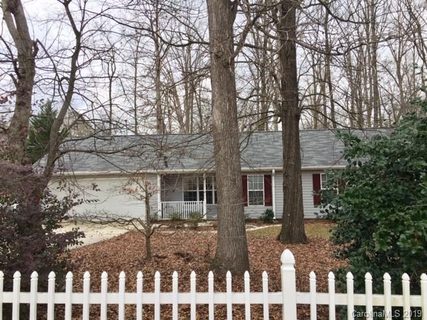 2201 Brookline Court