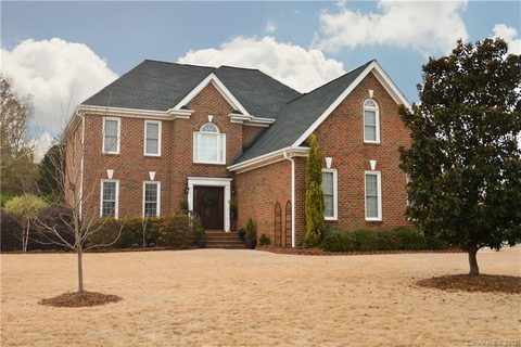 159 Lake Pointe Drive