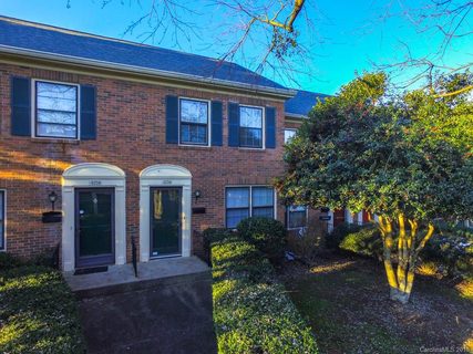 4726 Old Lantern Way