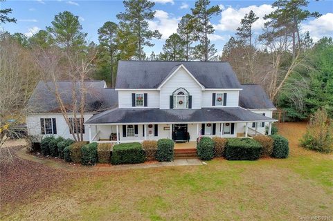 950 Silver Charm Lane sold home in Derby Downs, York, SC