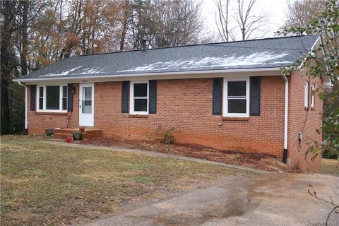 952 Canterbury Court