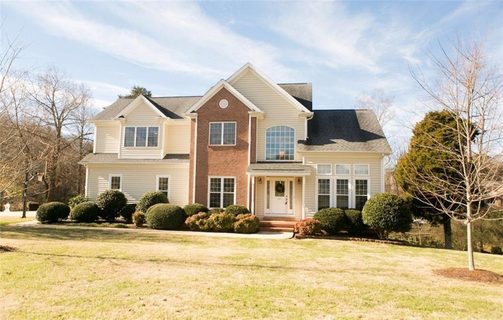 2610 Touchstone Circle