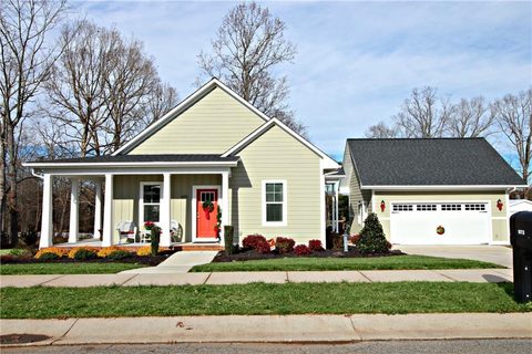 1073 33rd Avenue Loop sold home in Northstone, Hickory, NC