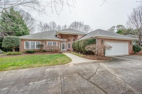 3133 Turf Court 29 sold home in Fairfield At The Club, Gastonia, NC