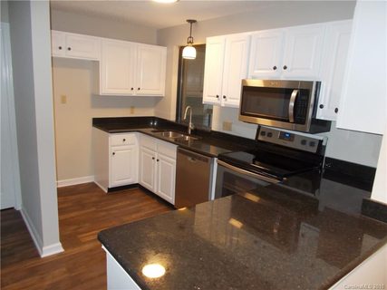 211 Heritage Boulevard 604