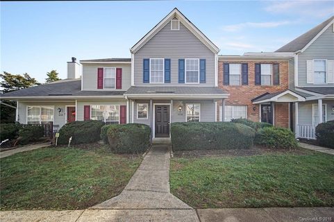 8228 Golf Ridge Drive sold townhome in Crestview, Charlotte, NC
