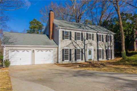 2714 Briar Ridge Drive