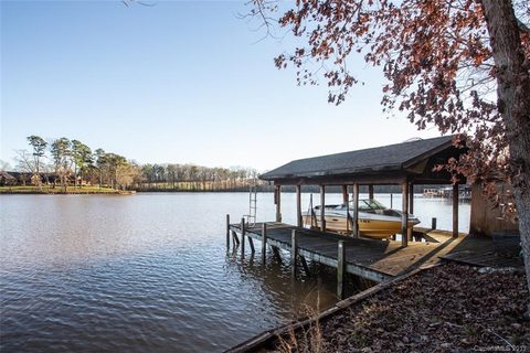 22382 Oakwood Road sold home in Oakwood Park, Albemarle, NC