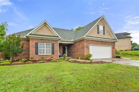 218 River Birch Circle sold home in Woodlands, Mooresville, NC