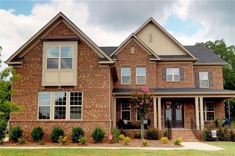 1011 Lake Forest Drive sold home in Lake Forest Preserve, Weddington, NC