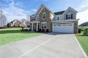 105 Heron Cove Loop sold home in Mooresville, SC