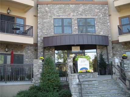350 E Allen Street 405 sold condo in 350 East Allen Condominiums, Hendersonville, NC