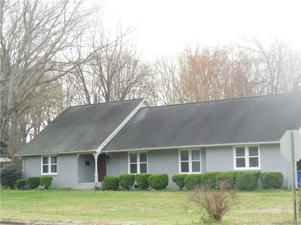 415 Hawthorne Road