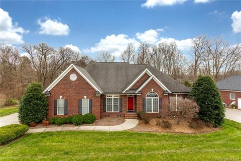 7909 Tottenham Drive sold home in Fenton Dell, Harrisburg, NC
