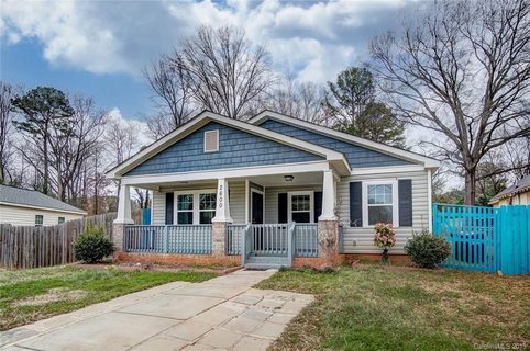 2600 Hemphill Street