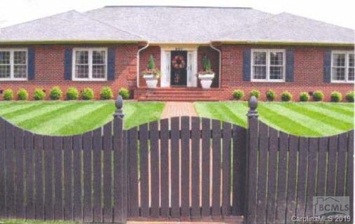 501 Willowbrook Drive