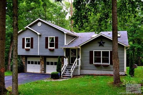 3017 Village Court sold home in Ridgewood, Morganton, NC