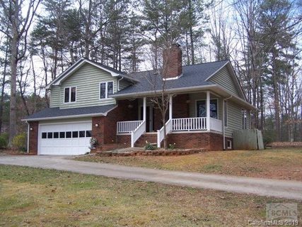 2814 Woodstream Drive