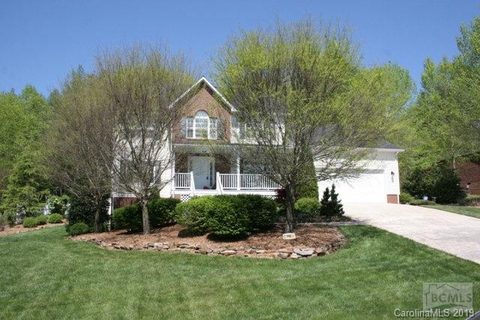 115 Clearwater Drive