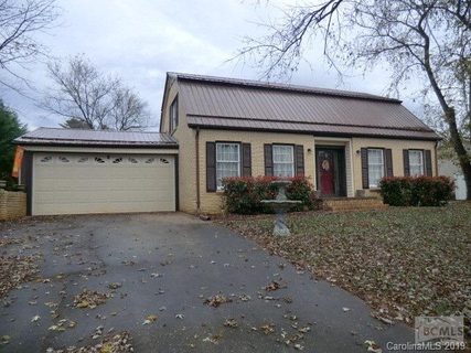 2362 Benjamin Street sold home in Bel Aire Estates, Morganton, NC