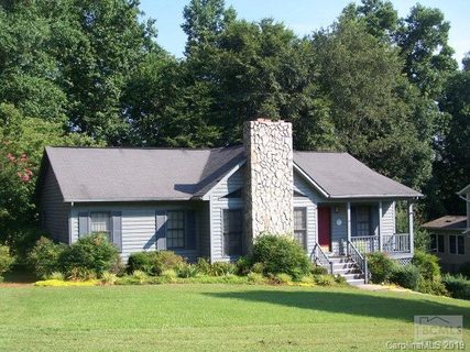 306 Inglewood Drive