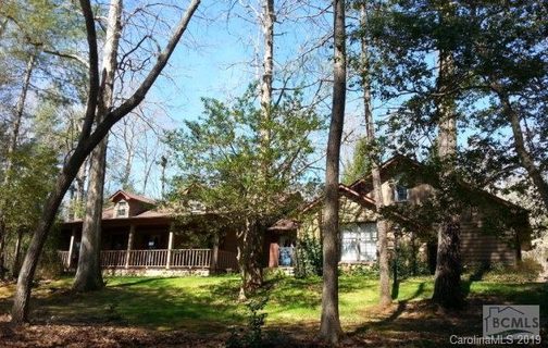1606 Robinhood Drive