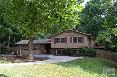 105 Ervingdale Lane