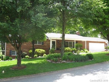 315 Inglewood Drive